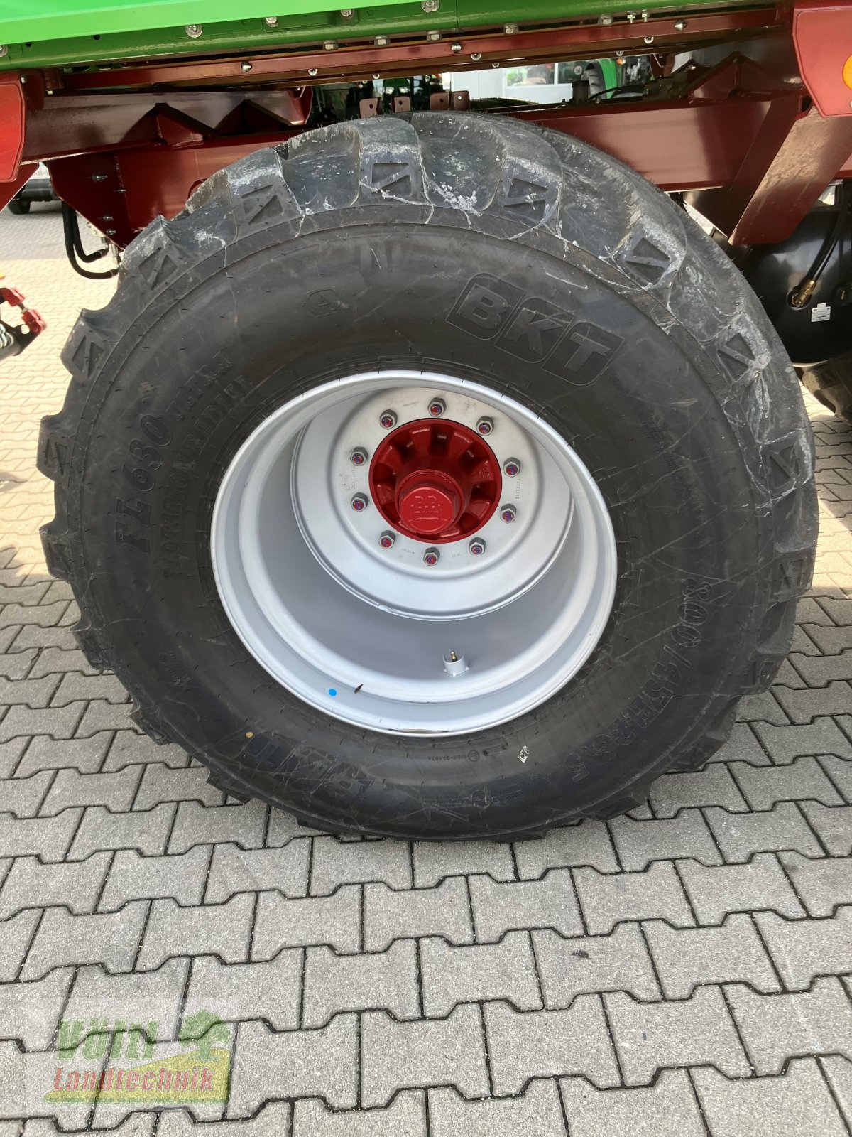 Ladewagen des Typs Strautmann Magnon CFS 8-410, Neumaschine in Hutthurm bei Passau (Bild 8)