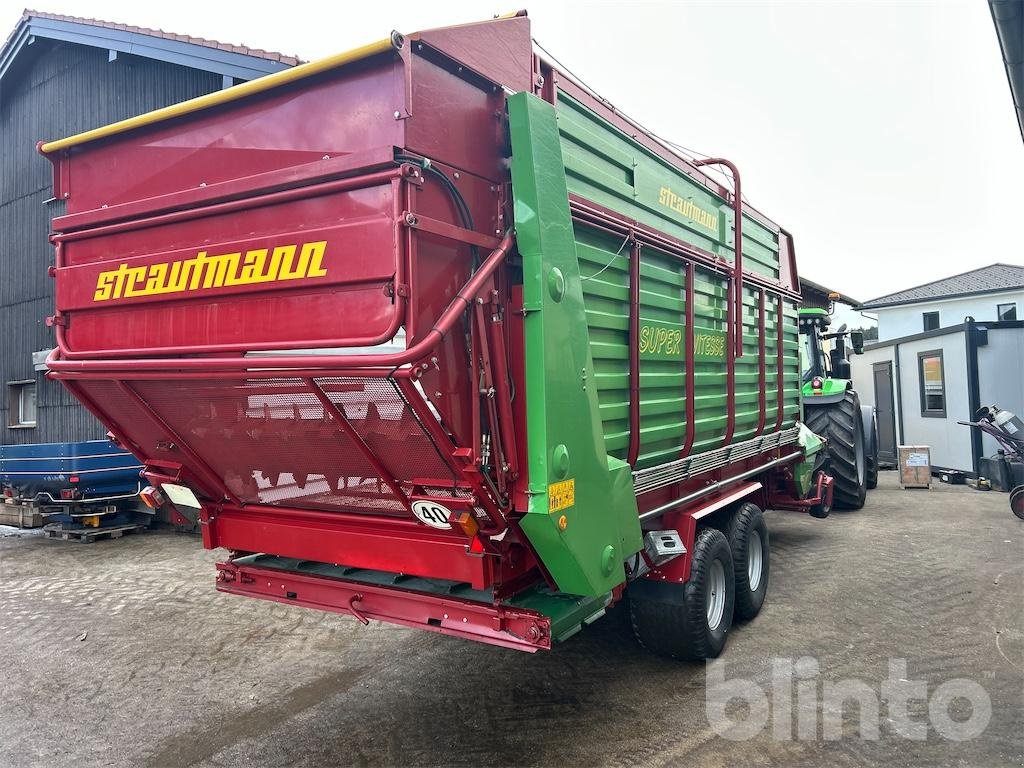Ladewagen Türe ait Strautmann Super Vitesse 2 Do, Gebrauchtmaschine içinde Düsseldorf (resim 4)