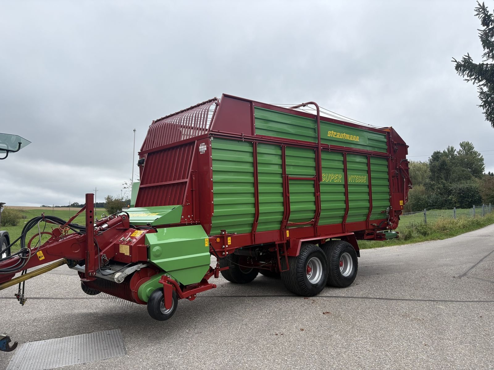 Ladewagen typu Strautmann Super Vitesse 2 Do, Gebrauchtmaschine v Pischelsdorf am Engelbach (Obrázek 2)