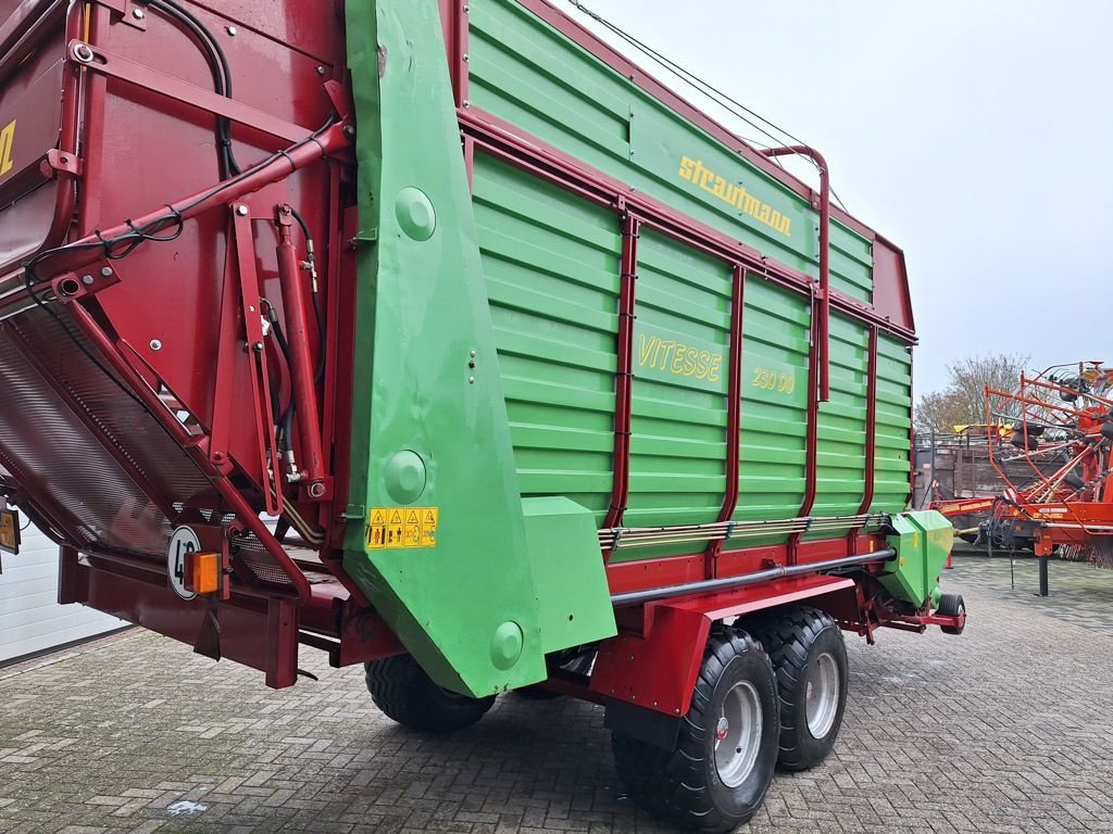 Ladewagen типа Strautmann VITESSE 230 DO, Gebrauchtmaschine в MARIENHEEM (Фотография 7)