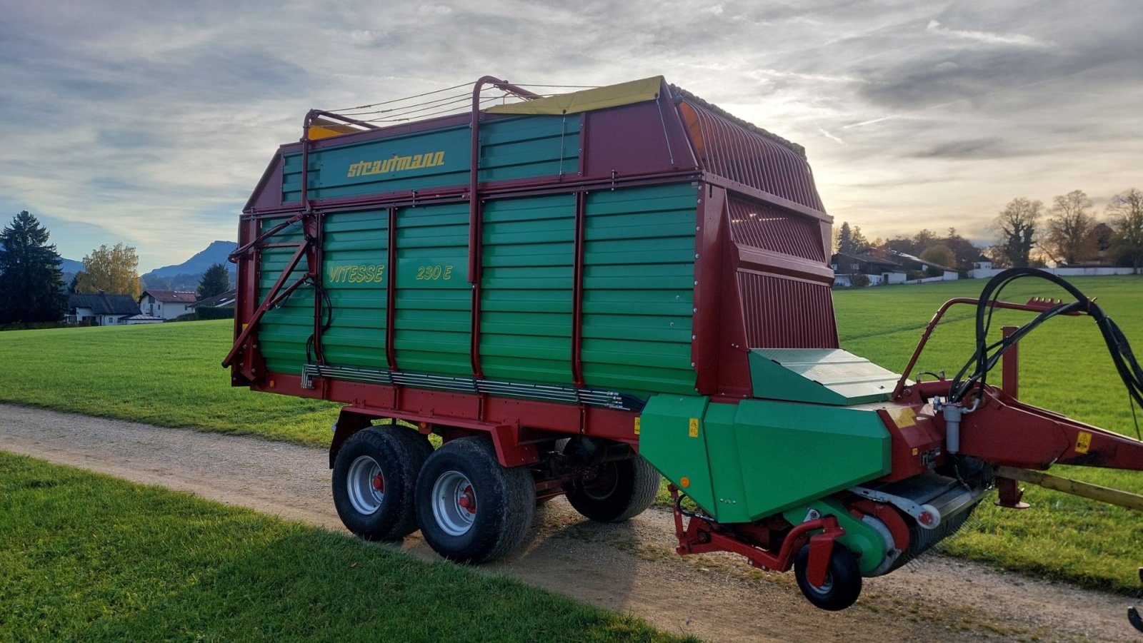 Ladewagen типа Strautmann Vitesse 230 E, Gebrauchtmaschine в bernau (Фотография 3)