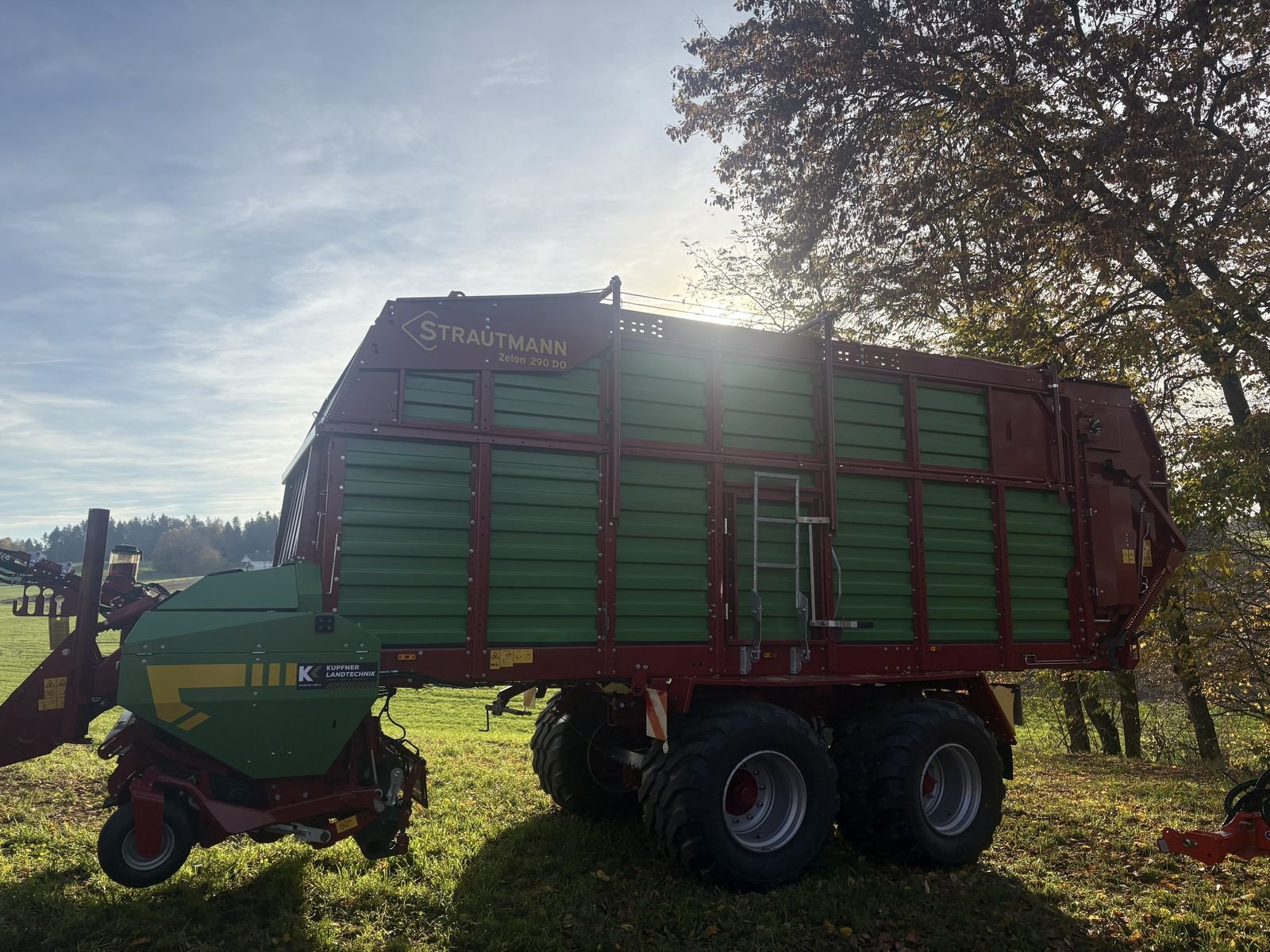 Ladewagen of the type Strautmann ZELON CFS 290 DO, Vorführmaschine in Pischelsdorf am Engelbach (Picture 3)