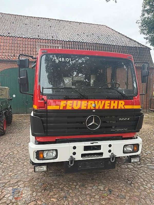 Lagerhalle des Typs Mercedes-Benz 1224 AF TLF16 Feuerwehr Automatik Allrad Expedition, Gebrauchtmaschine in Fitzen (Bild 9)