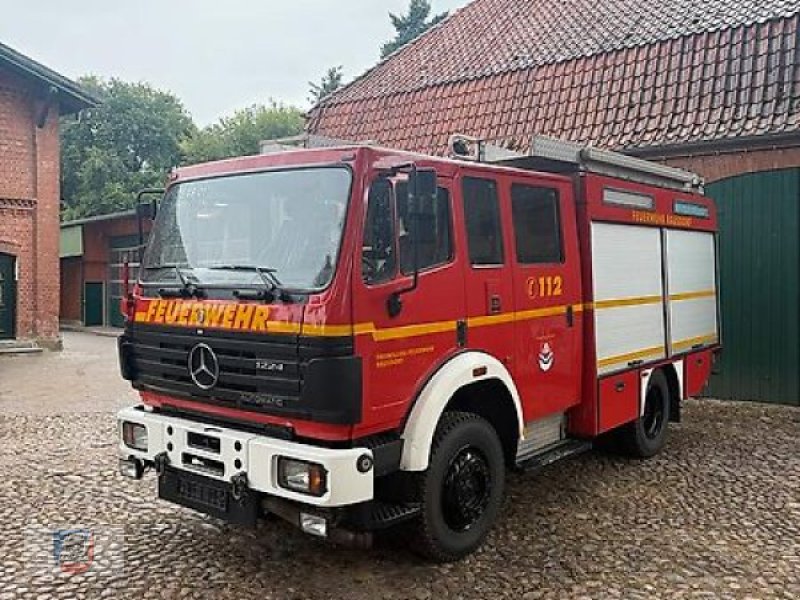 Lagerhalle del tipo Mercedes-Benz 1224 AF TLF16 Feuerwehr Automatik Allrad Expedition, Gebrauchtmaschine en Fitzen (Imagen 1)