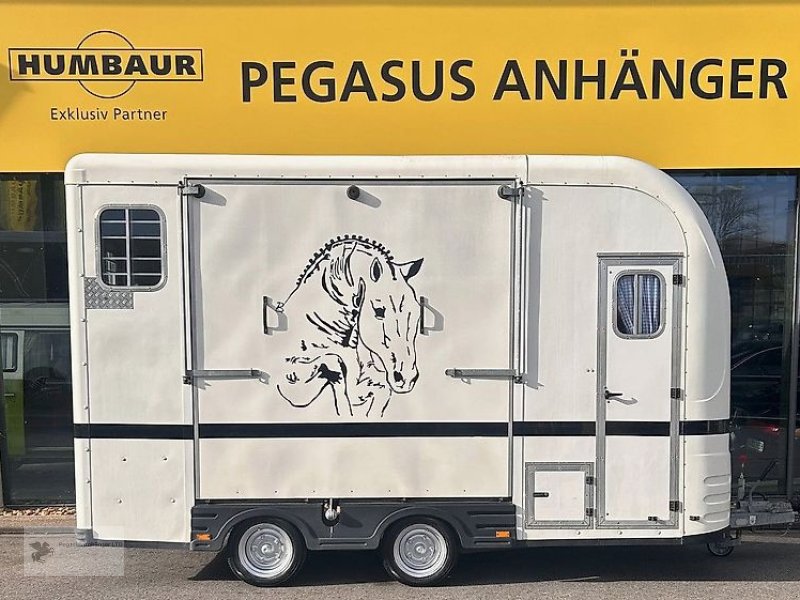 Lagerhalle des Typs Sonstige Equi-Trek 3,0t Pferdehänger Wohnabteil, Gebrauchtmaschine in Gevelsberg (Bild 1)