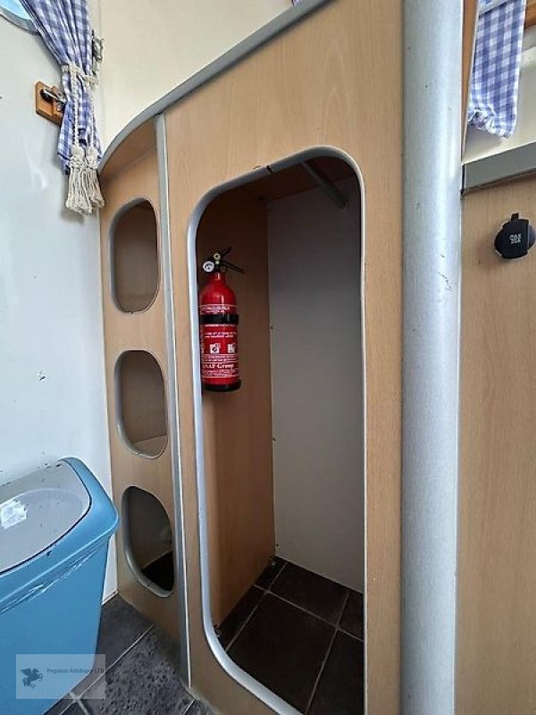 Lagerhalle des Typs Sonstige Equi-Trek Show Treka L Pferdehänger Wohnabteil Aluboden Kamera, Gebrauchtmaschine in Gevelsberg (Bild 13)