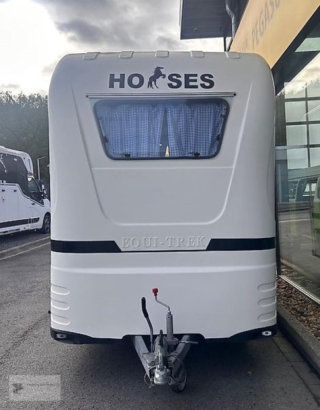 Lagerhalle des Typs Sonstige Equi-Trek Show Treka L Pferdehänger Wohnabteil Aluboden Kamera, Gebrauchtmaschine in Gevelsberg (Bild 2)