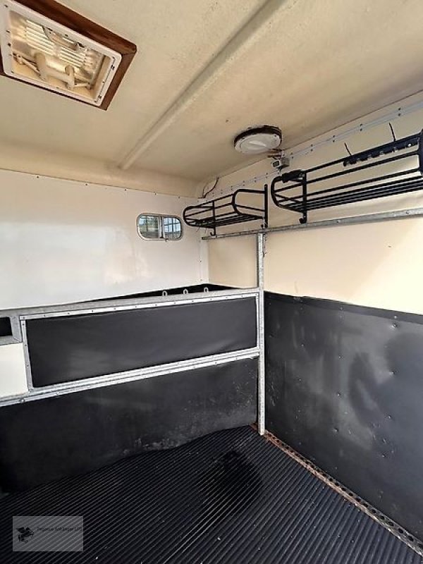 Lagerhalle des Typs Sonstige Equi-Trek Show Treka L Pferdehänger Wohnabteil Aluboden Kamera, Gebrauchtmaschine in Gevelsberg (Bild 8)