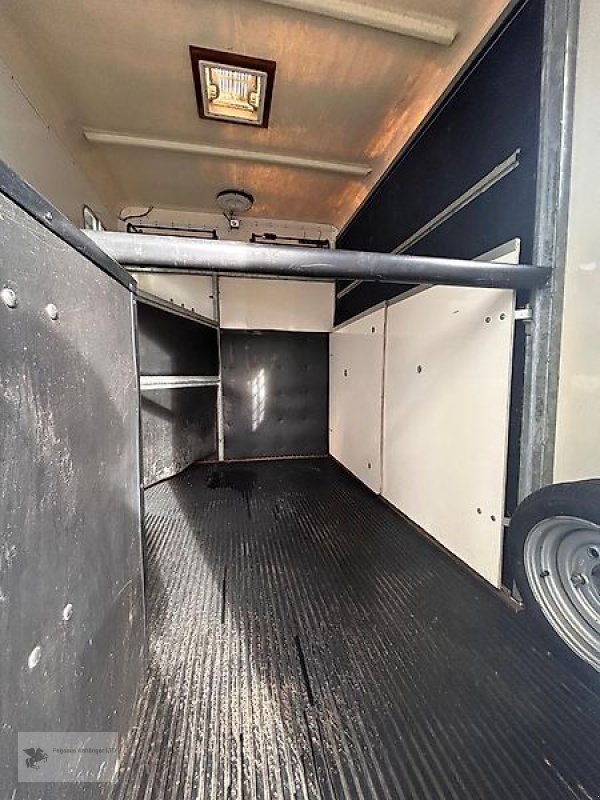 Lagerhalle типа Sonstige Equi-Trek Show Treka L Pferdehänger Wohnabteil Aluboden Kamera, Gebrauchtmaschine в Gevelsberg (Фотография 10)