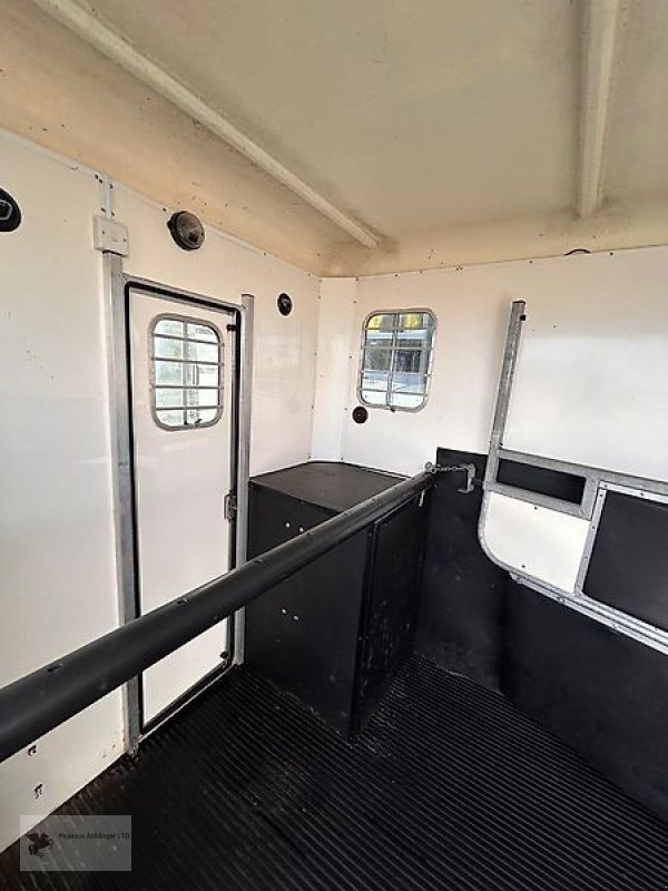 Lagerhalle типа Sonstige Equi-Trek Show Treka L Pferdehänger Wohnabteil Aluboden Kamera, Gebrauchtmaschine в Gevelsberg (Фотография 9)