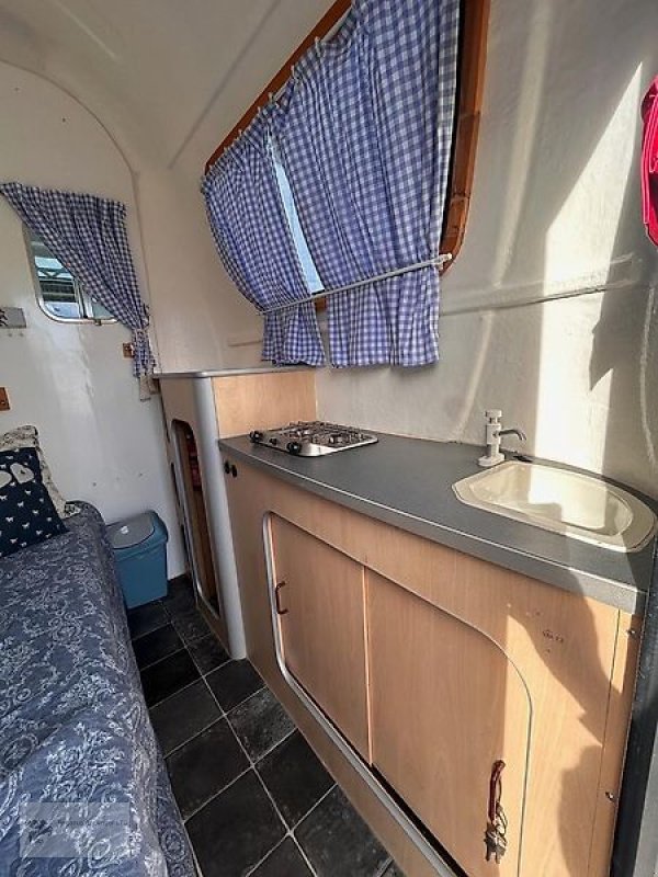 Lagerhalle des Typs Sonstige Equi-Trek Show Treka L Pferdehänger Wohnabteil Aluboden Kamera, Gebrauchtmaschine in Gevelsberg (Bild 11)