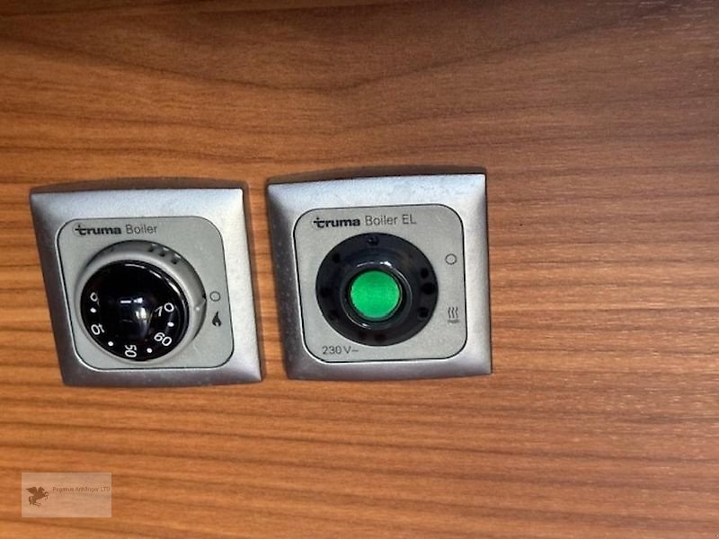 Lagerhalle des Typs Sonstige Hymer Eriba Nova 532 Wohnwagen Doppelbett Mover Sackmarkise, Gebrauchtmaschine in Gevelsberg (Bild 15)