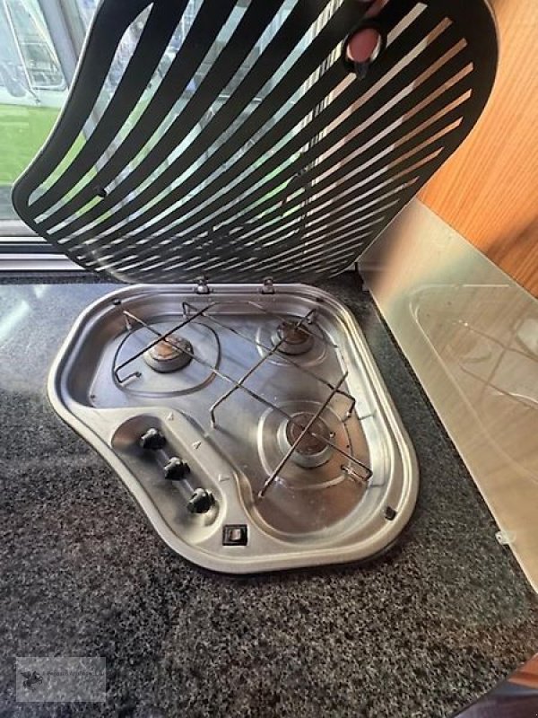 Lagerhalle от тип Sonstige Hymer Eriba Nova 532 Wohnwagen Doppelbett Mover Sackmarkise, Gebrauchtmaschine в Gevelsberg (Снимка 13)