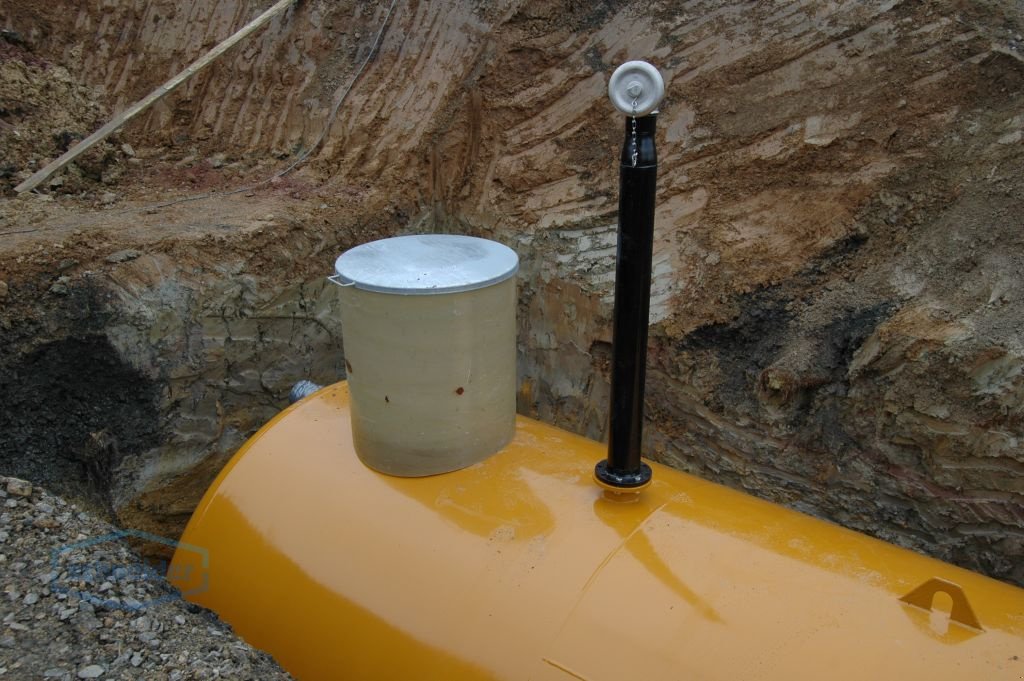 Lagertank του τύπου Alfred Schneider Tankbau Erdtank zur Lagerung von Brauchwasser / Löschwasser / Regenwasser, Gebrauchtmaschine σε Söhrewald (Φωτογραφία 3)