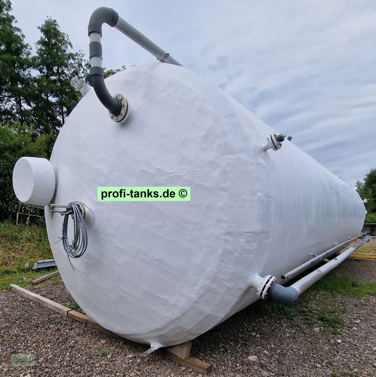 Lagertank typu Reich Tank P296 - gebrauchter ca. 80 m³ / 80.000 L Polyestertank, GFK-Tank, isoliert, stehend auf Flachboden, neu gestrichen, Gebrauchtmaschine v Hillesheim (Obrázek 2)