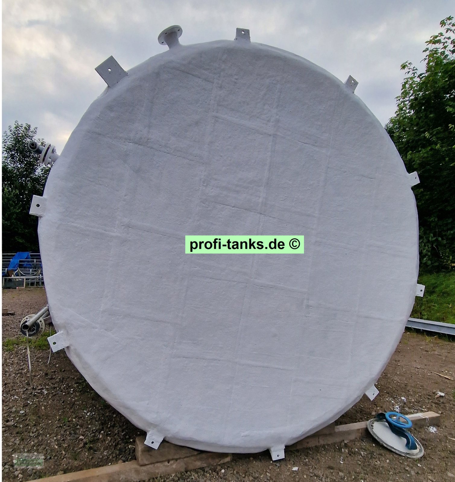 Lagertank typu Reich Tank P296 - gebrauchter ca. 80 m³ / 80.000 L Polyestertank, GFK-Tank, isoliert, stehend auf Flachboden, neu gestrichen, Gebrauchtmaschine v Hillesheim (Obrázek 10)