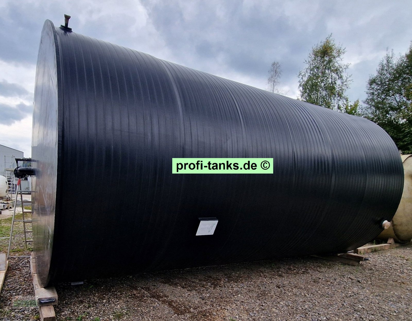 Lagertank des Typs Sonstige P432 gebrauchter 39.500 L Kunststofftank PE-100-Tank Wassertank Zisterne Chemietank, Gebrauchtmaschine in Hillesheim (Bild 3)