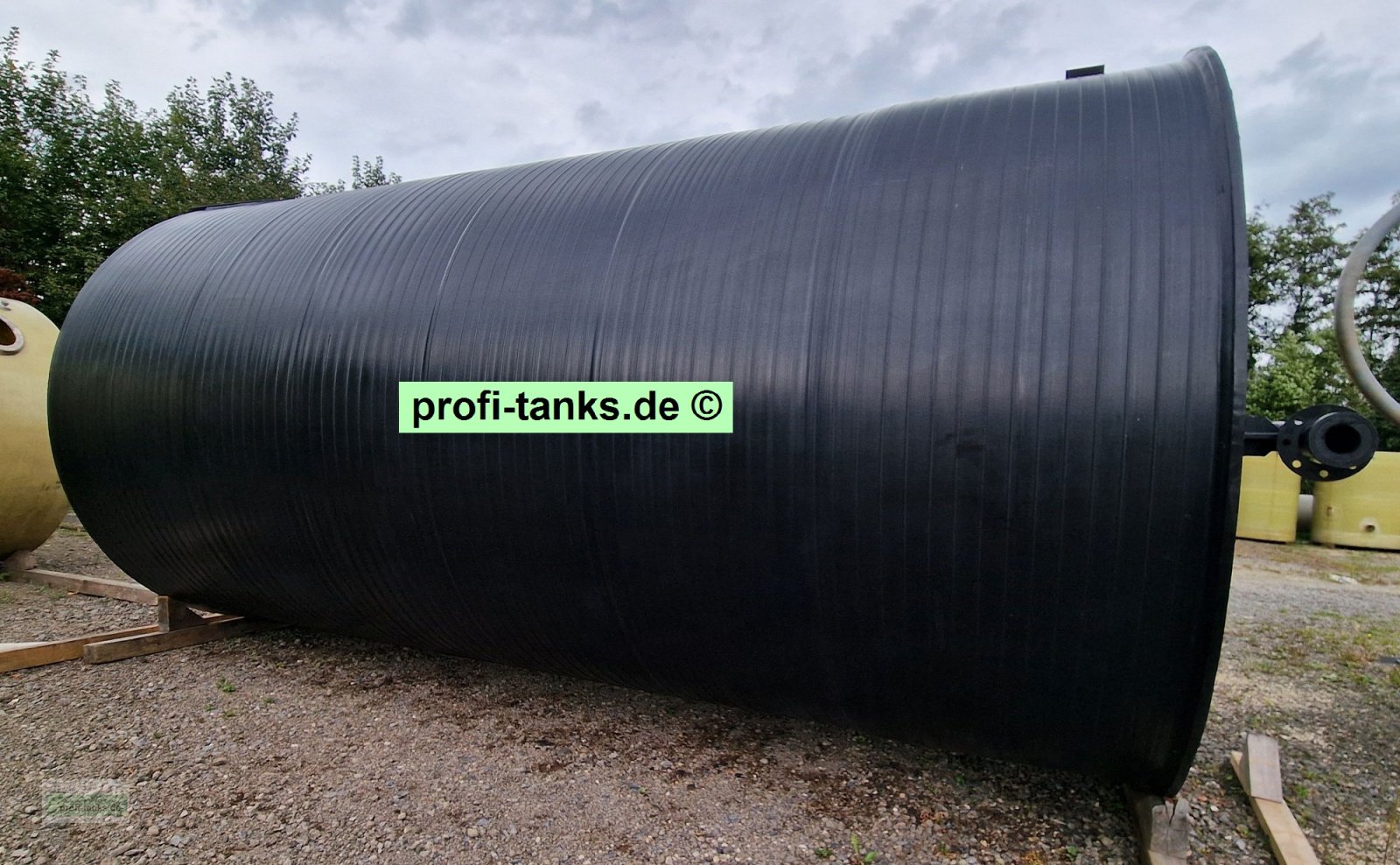 Lagertank des Typs Sonstige P432 gebrauchter 39.500 L Kunststofftank PE-100-Tank Wassertank Zisterne Chemietank, Gebrauchtmaschine in Hillesheim (Bild 8)