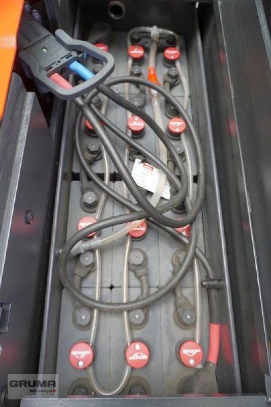 Lagertechnik & Kommissionieren типа Linde V 10-02 5212-02, Gebrauchtmaschine в Friedberg-Derching (Фотография 5)