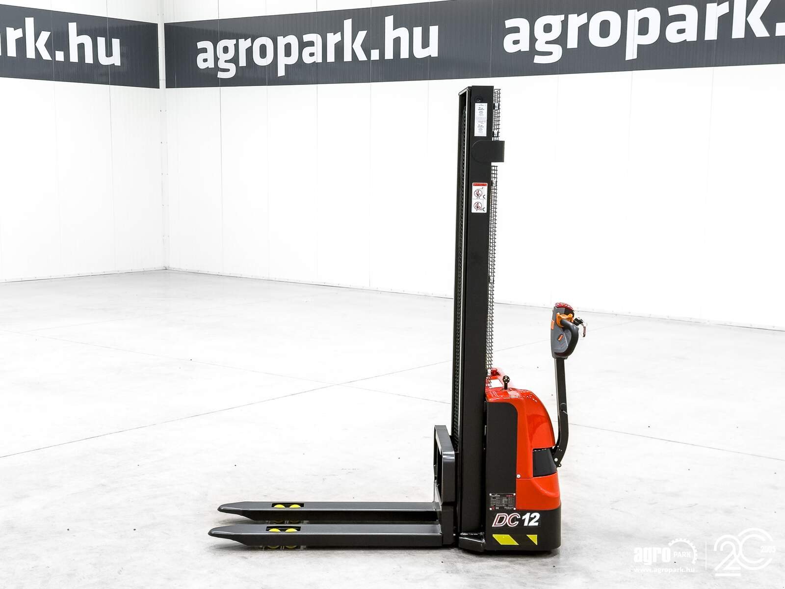 Lagertechnik & Stapeln типа Heli 1,2 ton Li-ion electric pedestrian pallet stacker with 3,5 meter lift, Gebrauchtmaschine в Csengele (Фотография 5)