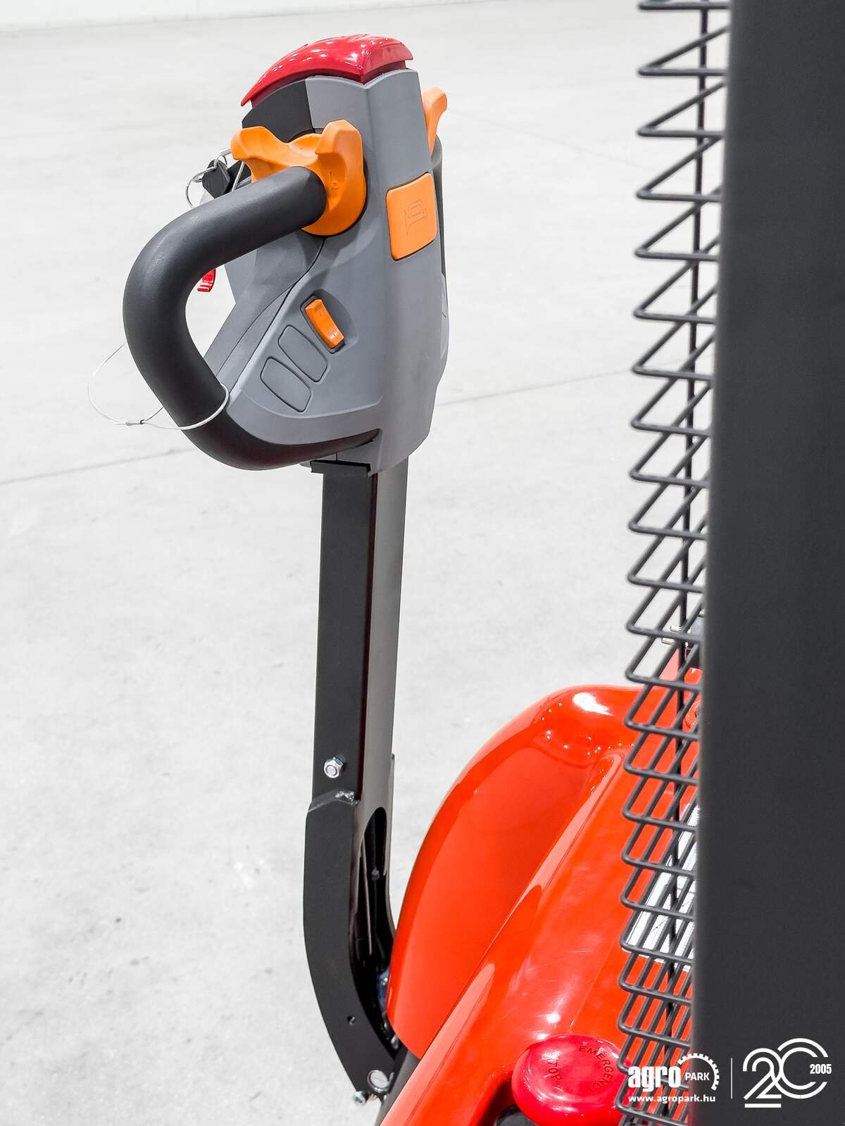 Lagertechnik & Stapeln типа Heli 1,2 ton Li-ion electric pedestrian pallet stacker with 3,5 meter lift, Gebrauchtmaschine в Csengele (Фотография 12)