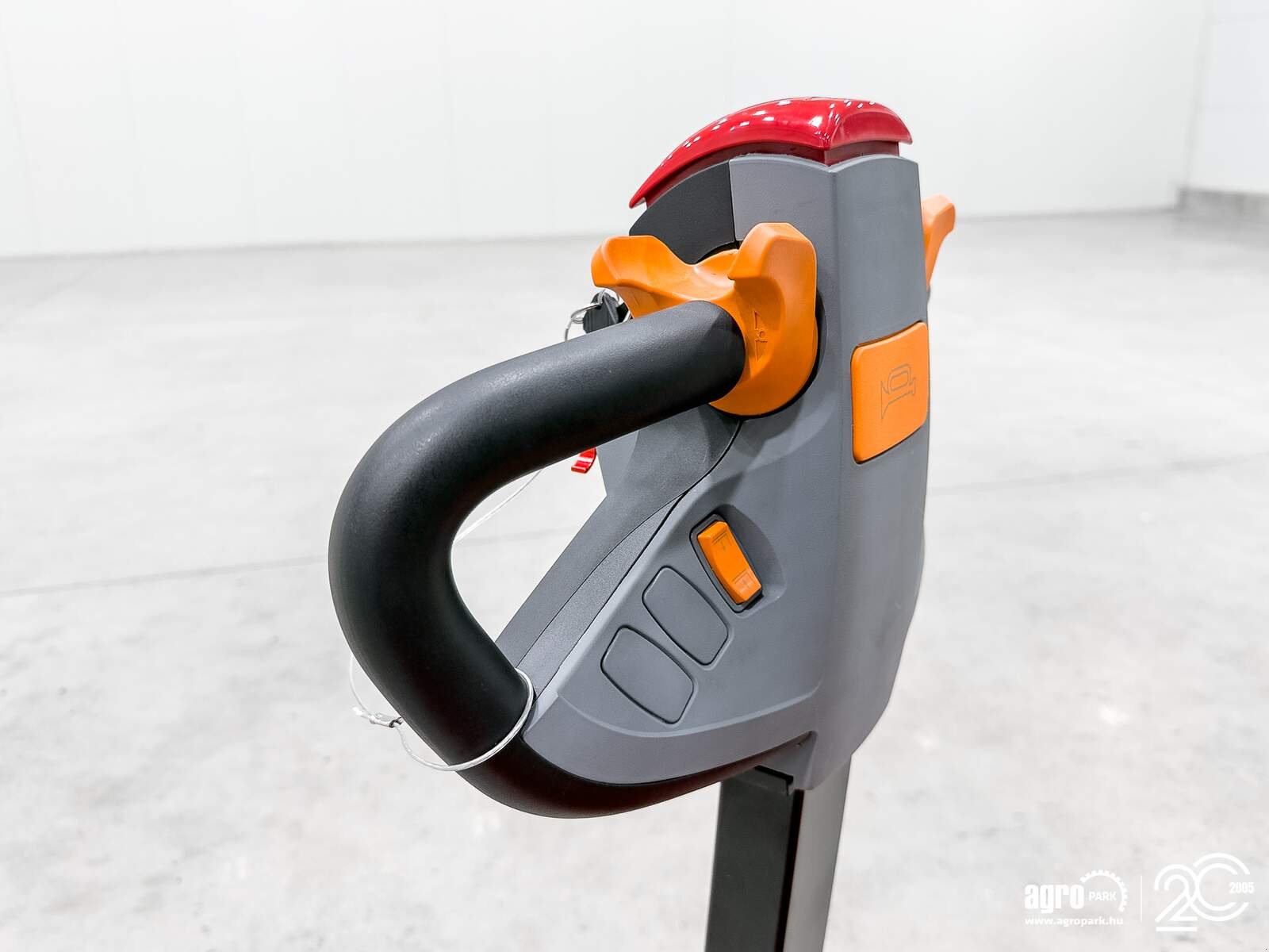 Lagertechnik & Stapeln типа Heli 1,2 ton Li-ion electric pedestrian pallet stacker with 3,5 meter lift, Gebrauchtmaschine в Csengele (Фотография 13)