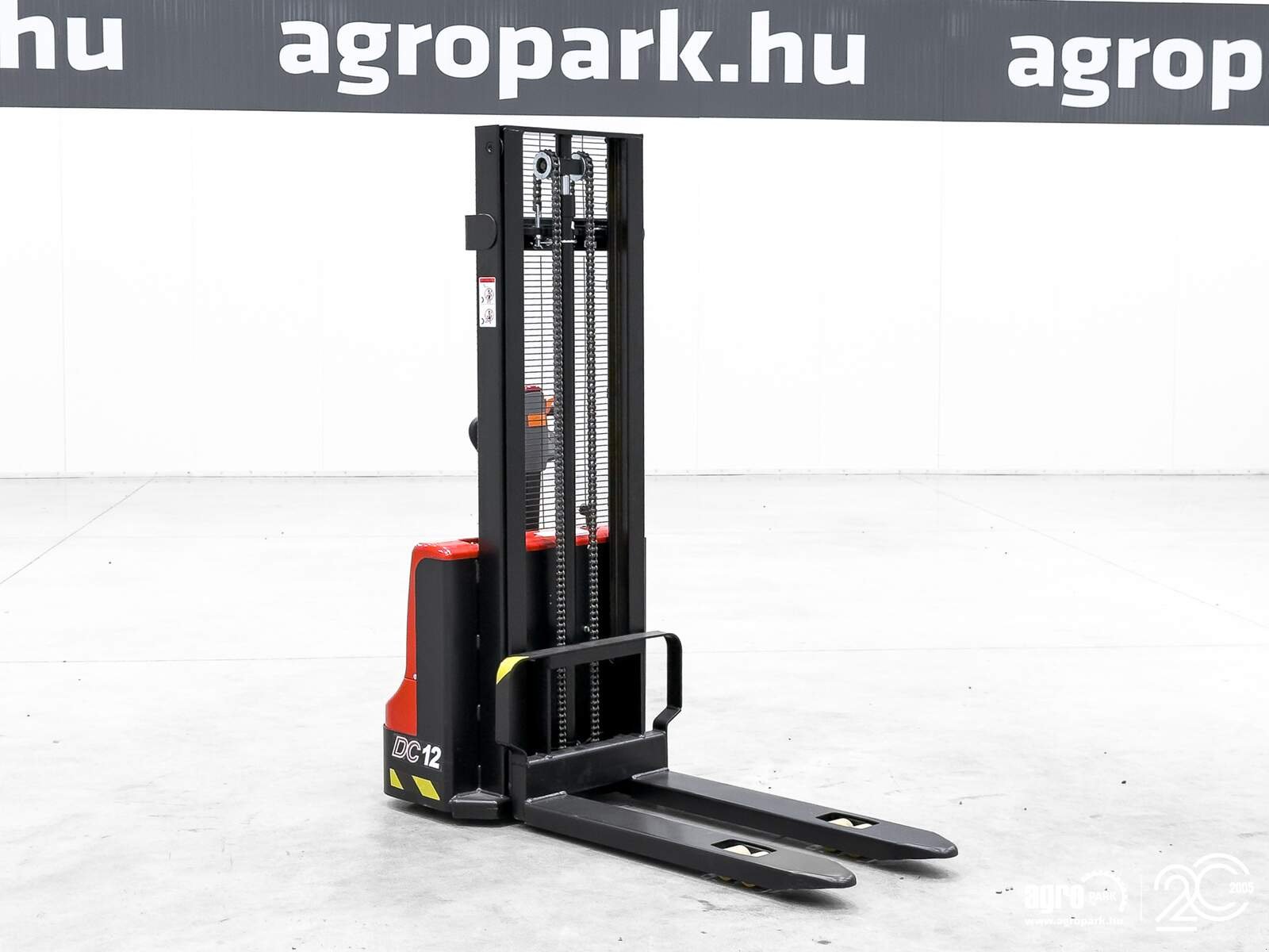 Lagertechnik & Stapeln типа Heli 1,2 ton Li-ion electric pedestrian pallet stacker with 3 meter lift, Gebrauchtmaschine в Csengele (Фотография 3)