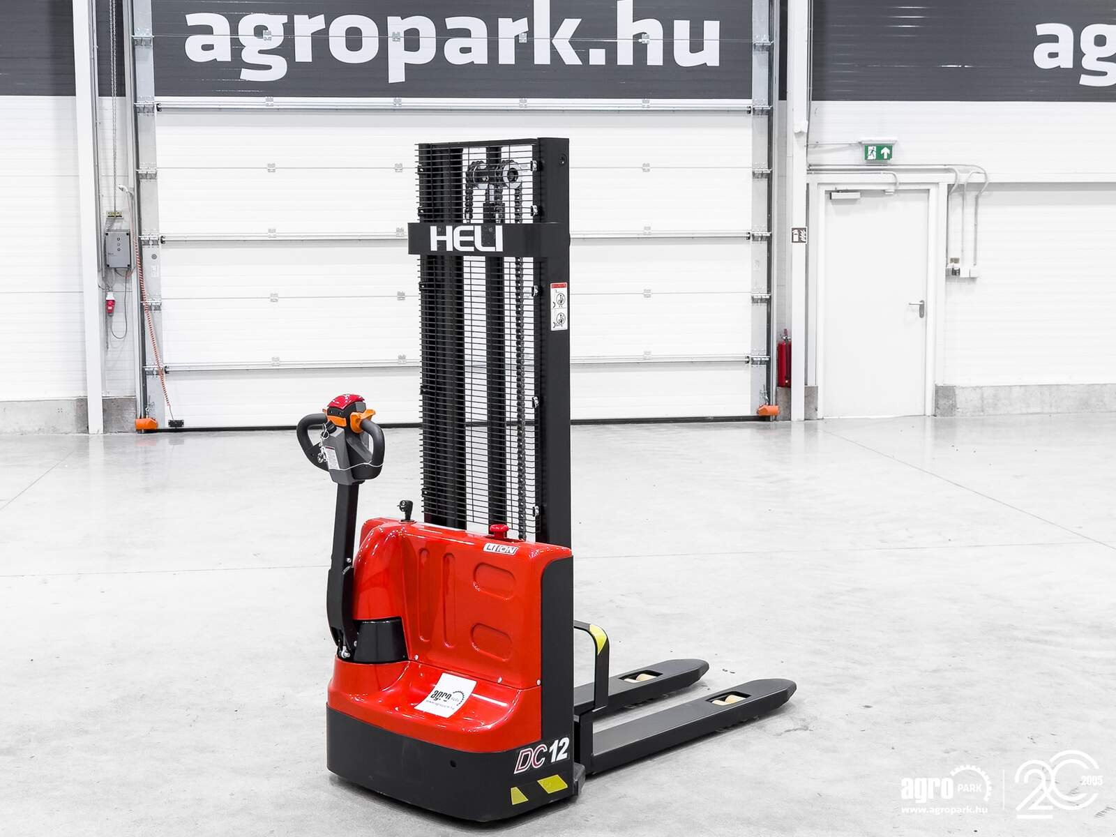 Lagertechnik & Stapeln типа Heli 1,2 ton Li-ion electric pedestrian pallet stacker with 3 meter lift, Gebrauchtmaschine в Csengele (Фотография 4)