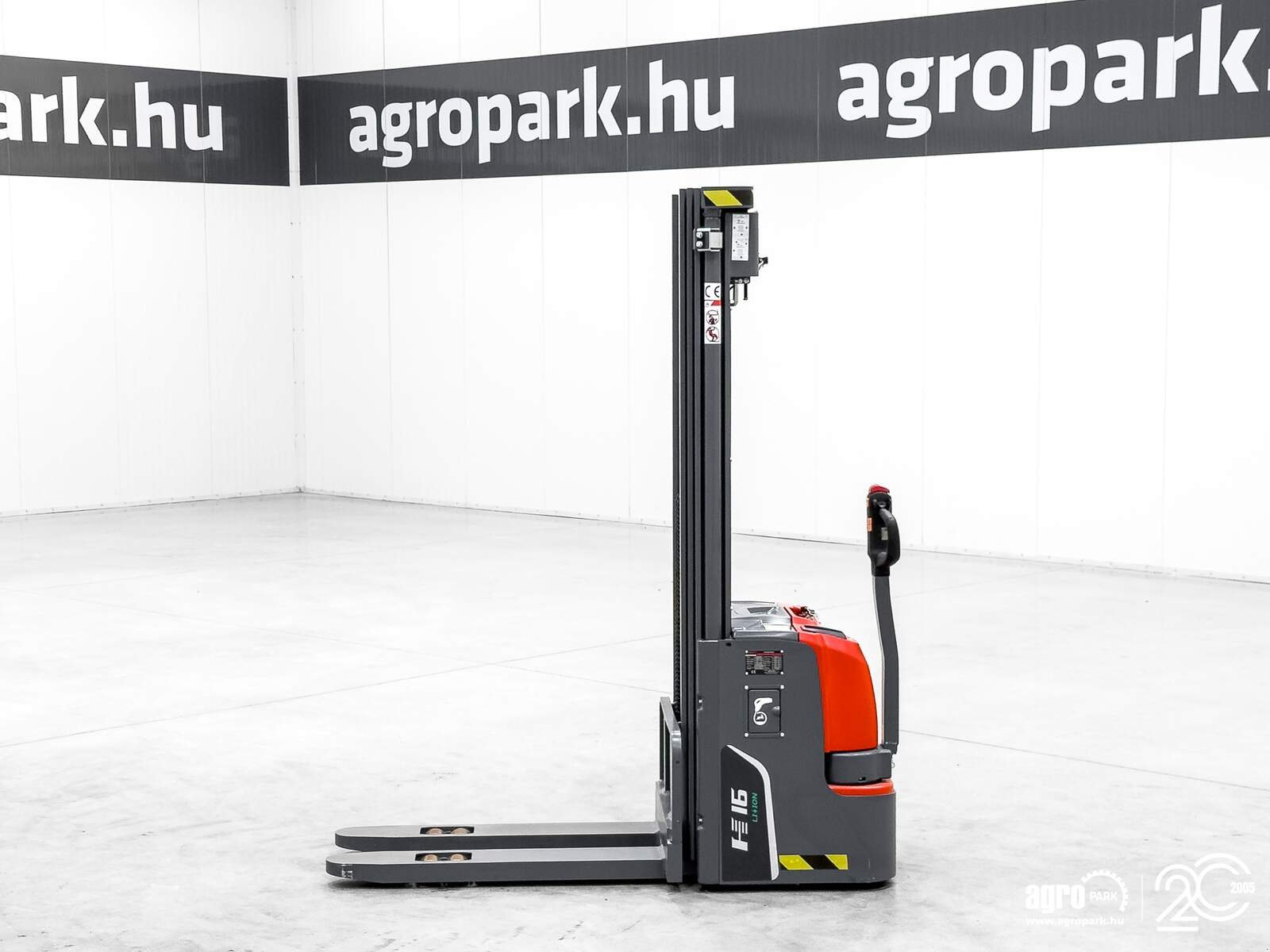 Lagertechnik & Stapeln типа Heli 1,6 ton high-performance Li-ion electric pedestrian pallet stacker stacker with 5 meter lift, Gebrauchtmaschine в Csengele (Фотография 3)