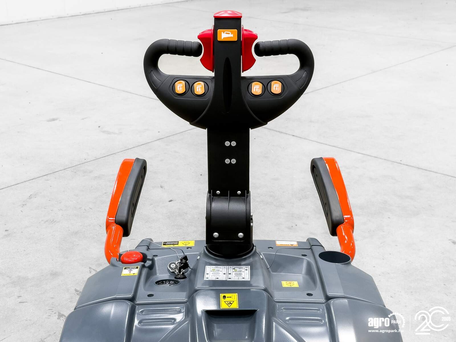 Lagertechnik & Stapeln типа Heli 2,5 ton high-performance Li-ion electric pallet truck with folding platform, Gebrauchtmaschine в Csengele (Фотография 11)