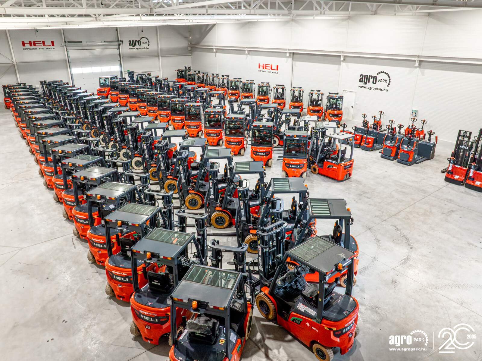 Lagertechnik & Stapeln типа Heli 2 ton heavy duty Li-ion electric pedestrian pallet stacker with 3,3 meter lift, Gebrauchtmaschine в Csengele (Фотография 3)