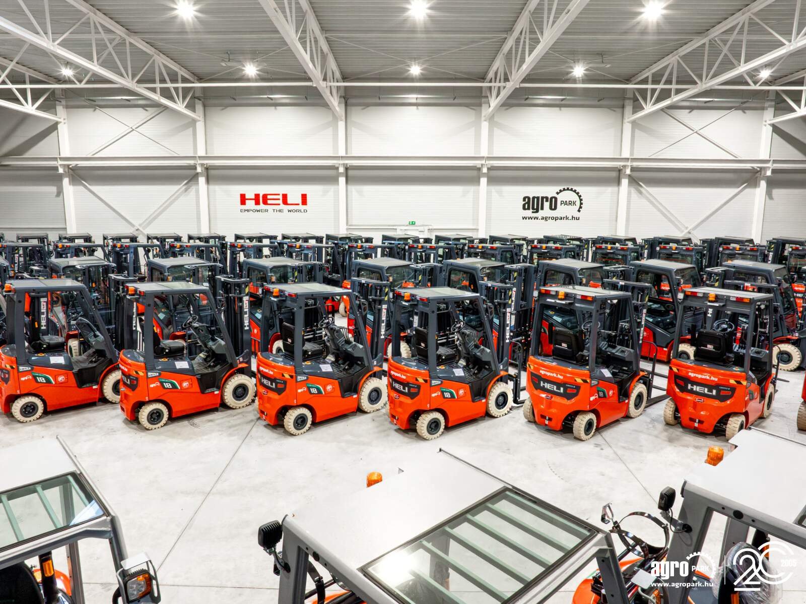 Lagertechnik & Stapeln типа Heli 2 ton heavy duty Li-ion electric pedestrian pallet stacker with 3,3 meter lift, Gebrauchtmaschine в Csengele (Фотография 11)