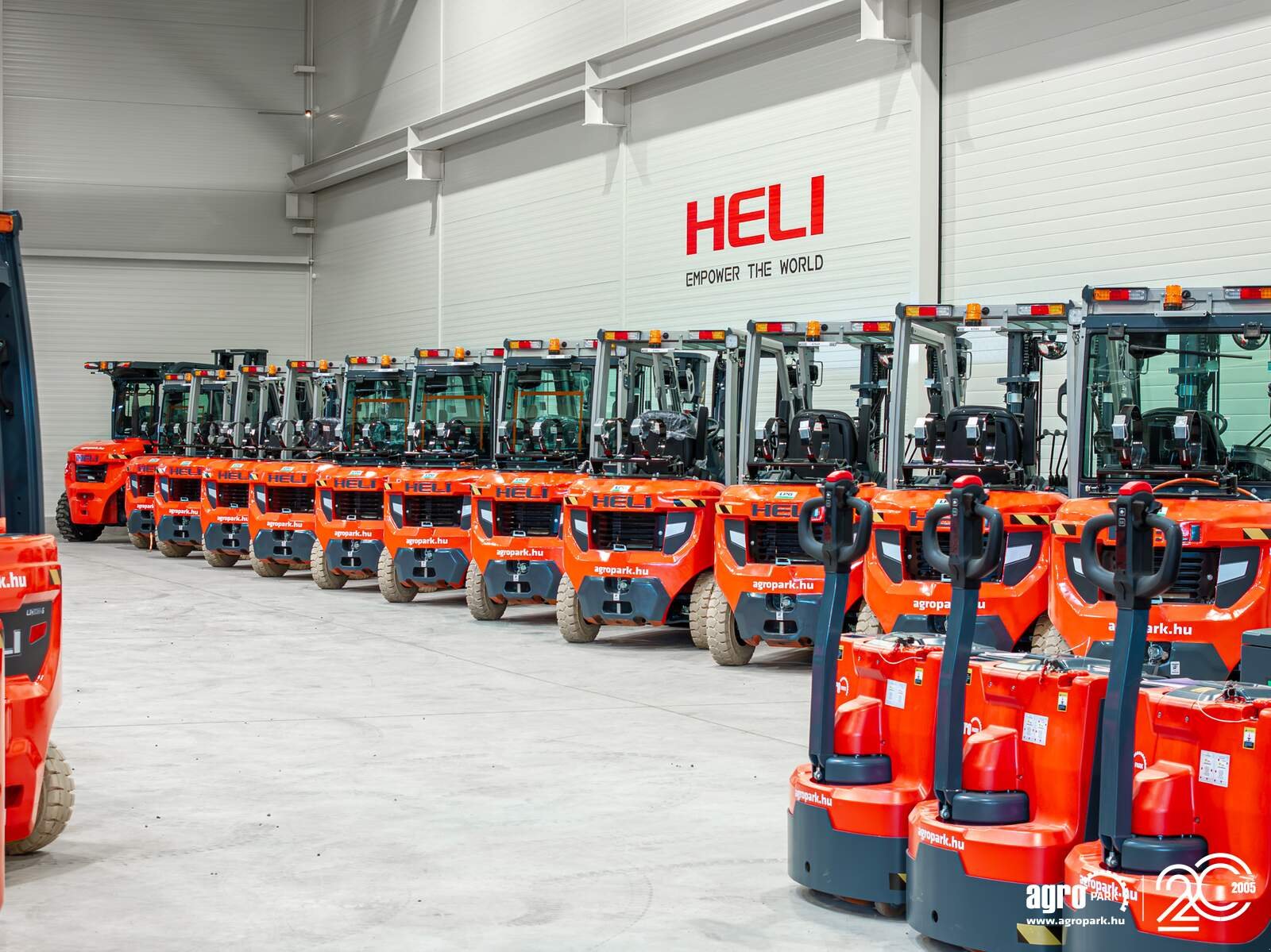 Lagertechnik & Stapeln типа Heli 2 ton heavy duty Li-ion electric pedestrian pallet stacker with 3,3 meter lift, Gebrauchtmaschine в Csengele (Фотография 16)