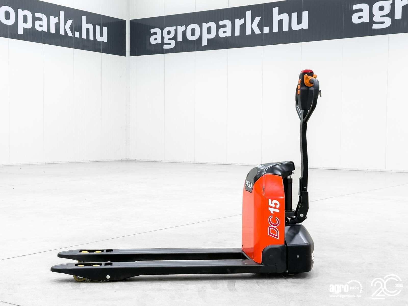 Lagertechnik & Stapeln типа Heli electric pallet truck with lithium-ion battery, 1500 kg load capacity, Gebrauchtmaschine в Csengele (Фотография 5)