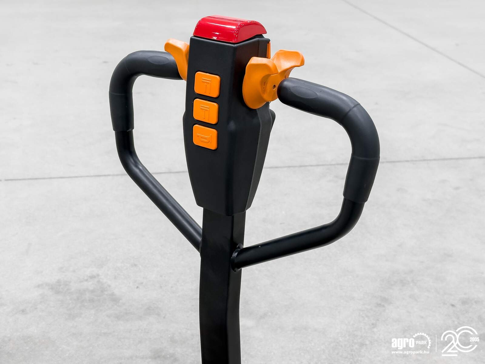 Lagertechnik & Stapeln типа Heli electric pallet truck with lithium-ion battery, 1500 kg load capacity, Gebrauchtmaschine в Csengele (Фотография 15)