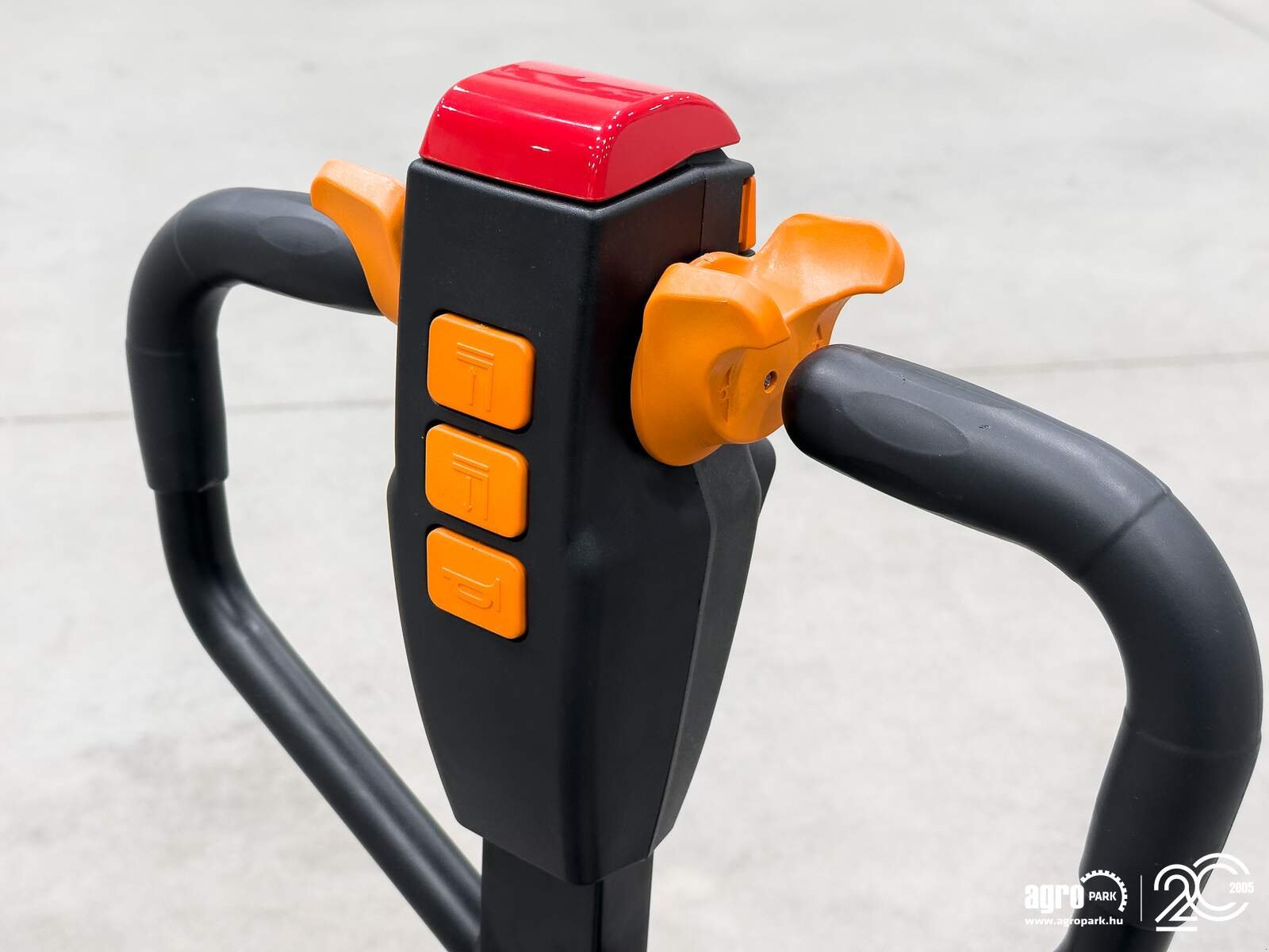 Lagertechnik & Stapeln типа Heli electric pallet truck with lithium-ion battery, 1500 kg load capacity, Gebrauchtmaschine в Csengele (Фотография 16)