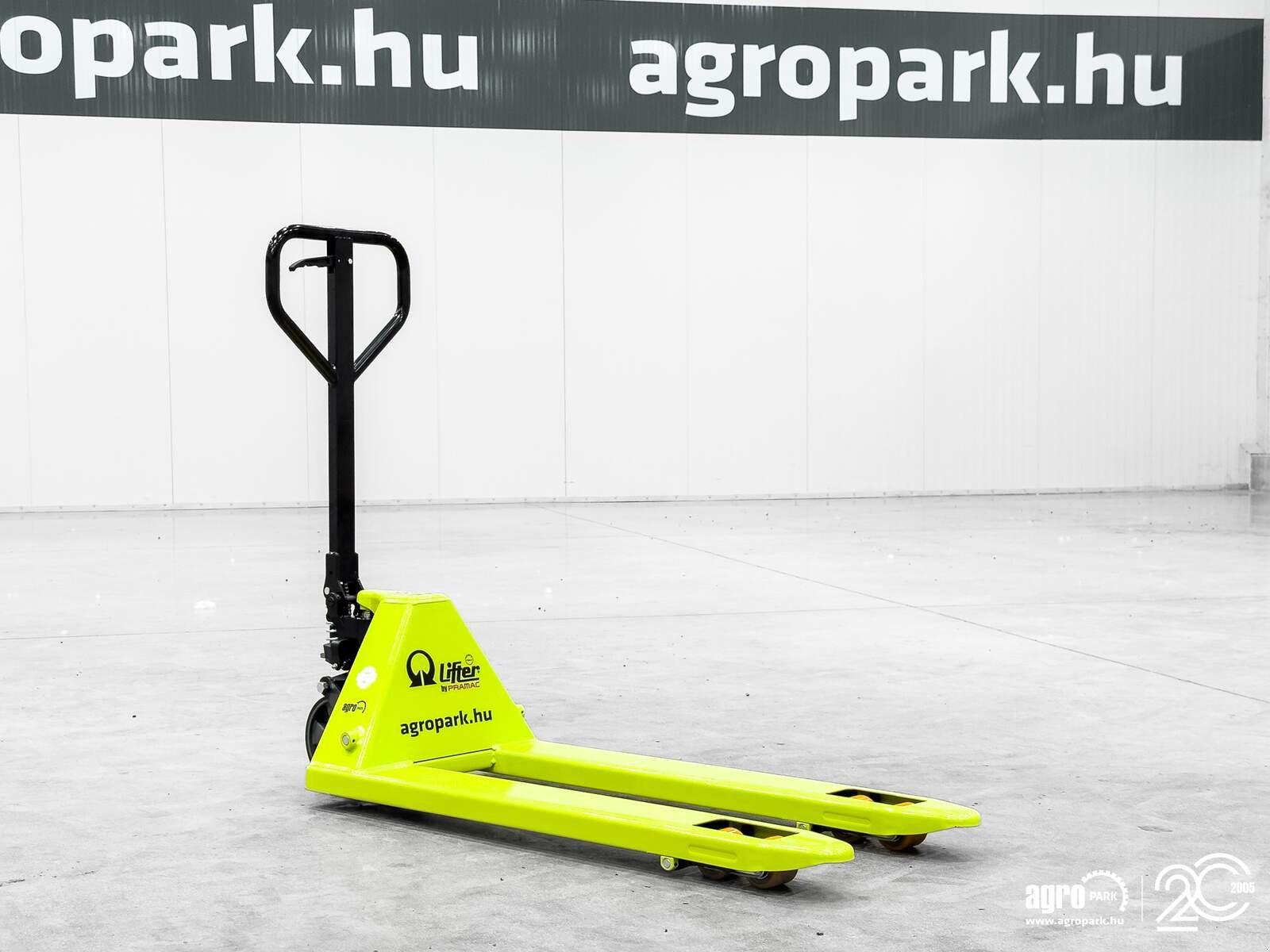 Lagertechnik & Stapeln типа Pramac GS25 2.500 kg lifting capacity, Made in Italy, premium and hydraulic pallet trucks, Gebrauchtmaschine в Csengele (Фотография 3)