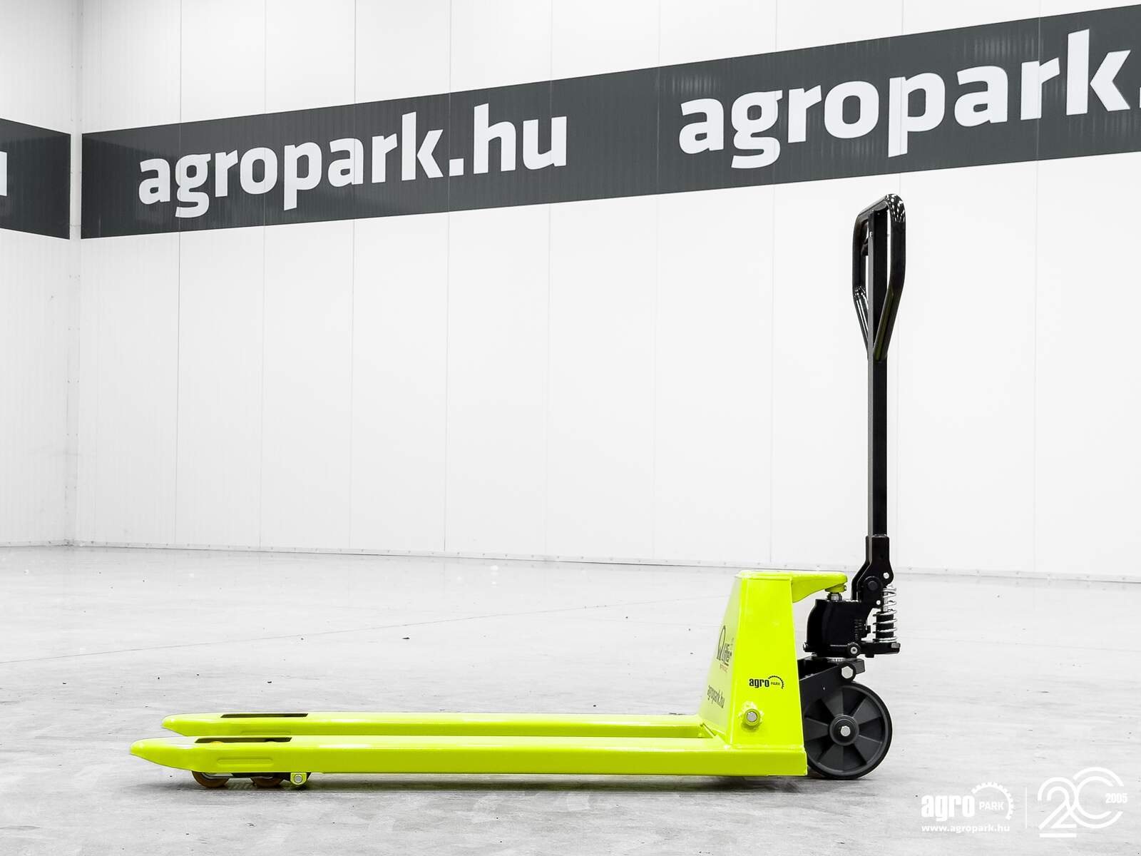 Lagertechnik & Stapeln типа Pramac GS25 2.500 kg lifting capacity, Made in Italy, premium and hydraulic pallet trucks, Gebrauchtmaschine в Csengele (Фотография 5)