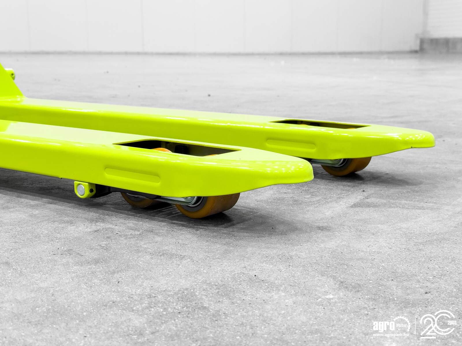 Lagertechnik & Stapeln типа Pramac GS25 2.500 kg lifting capacity, Made in Italy, premium and hydraulic pallet trucks, Gebrauchtmaschine в Csengele (Фотография 16)