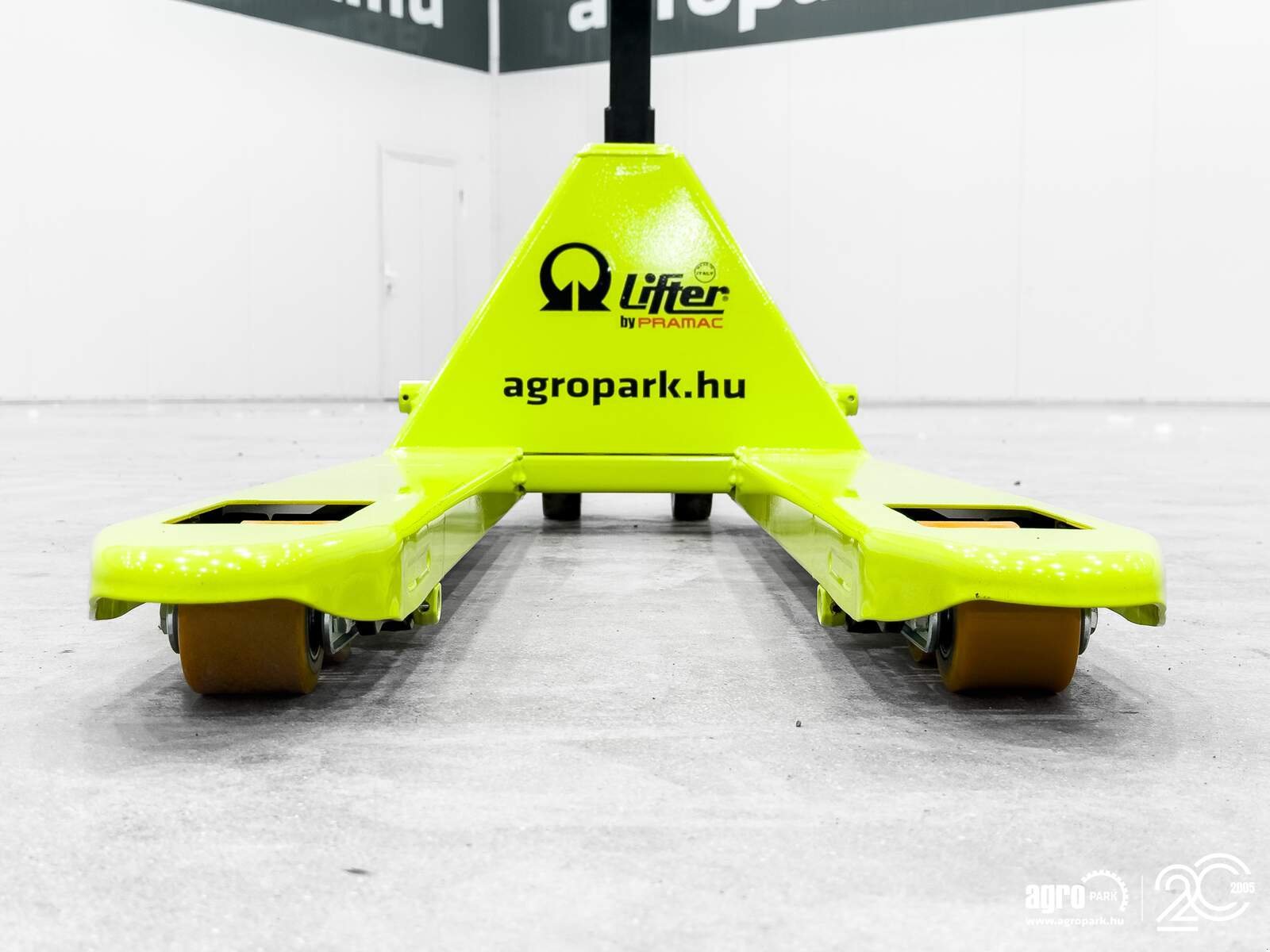 Lagertechnik & Stapeln типа Pramac GS25 2.500 kg lifting capacity, Made in Italy, premium and hydraulic pallet trucks, Gebrauchtmaschine в Csengele (Фотография 17)