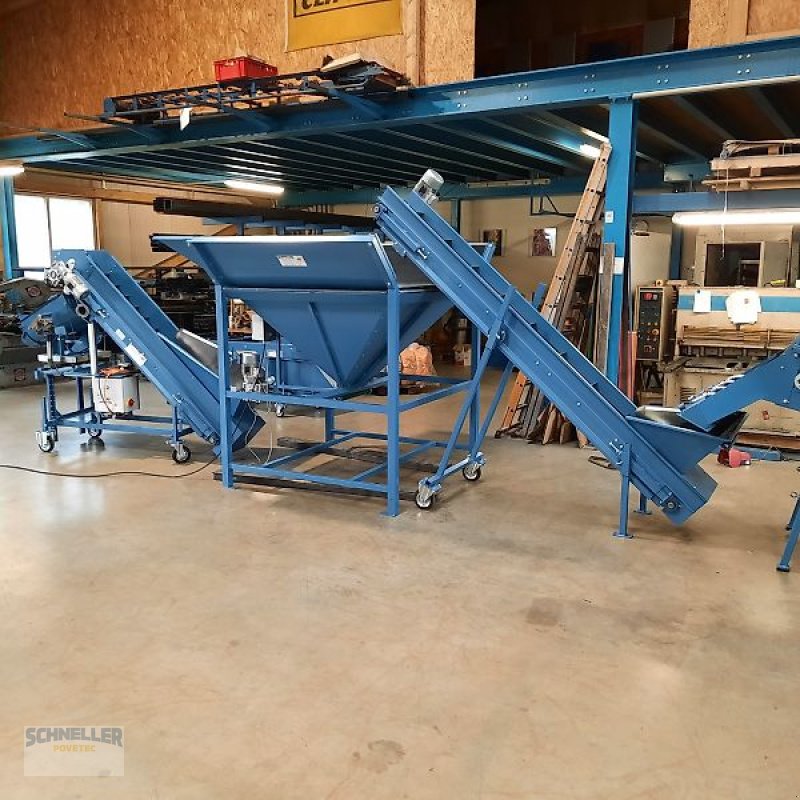 Lagertechnik of the type Schneller Povetec Sortier und Abpacklinie, Neumaschine in Hainsfarth (Picture 1)