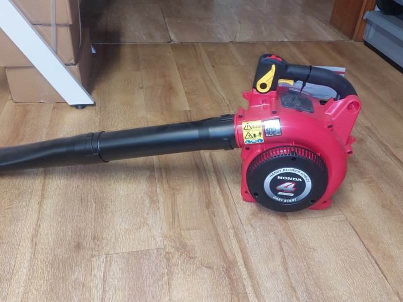 Laubsauggerät & Blasgerät des Typs Honda HHB 25E, Neumaschine in Neuffen (Bild 1)