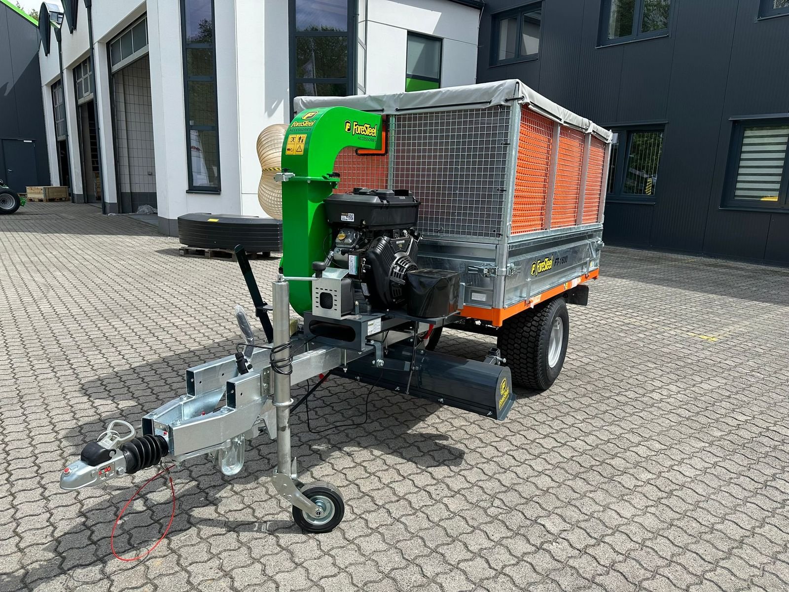 Laubsauggerät & Blasgerät des Typs Sonstige Foresteel Laubsaugwagen FT-1600, Neumaschine in Waidhofen an der Thaya (Bild 4)