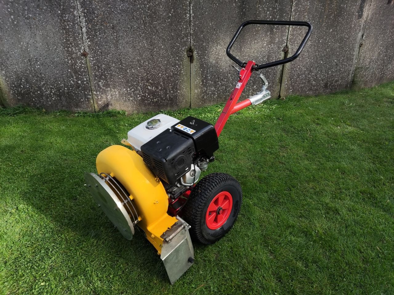 Laubsauggerät & Blasgerät van het type Sonstige KWH 960E, Gebrauchtmaschine in Klarenbeek (Foto 1)