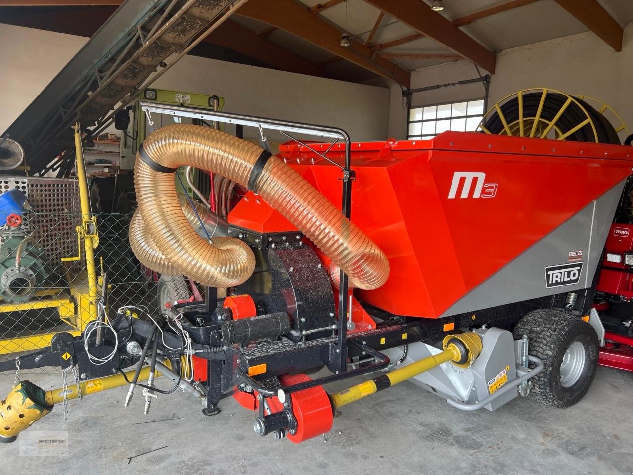 Laubsauggerät & Blasgerät du type Sonstige Trilo M3, Gebrauchtmaschine en Kirchheim b. München (Photo 1)