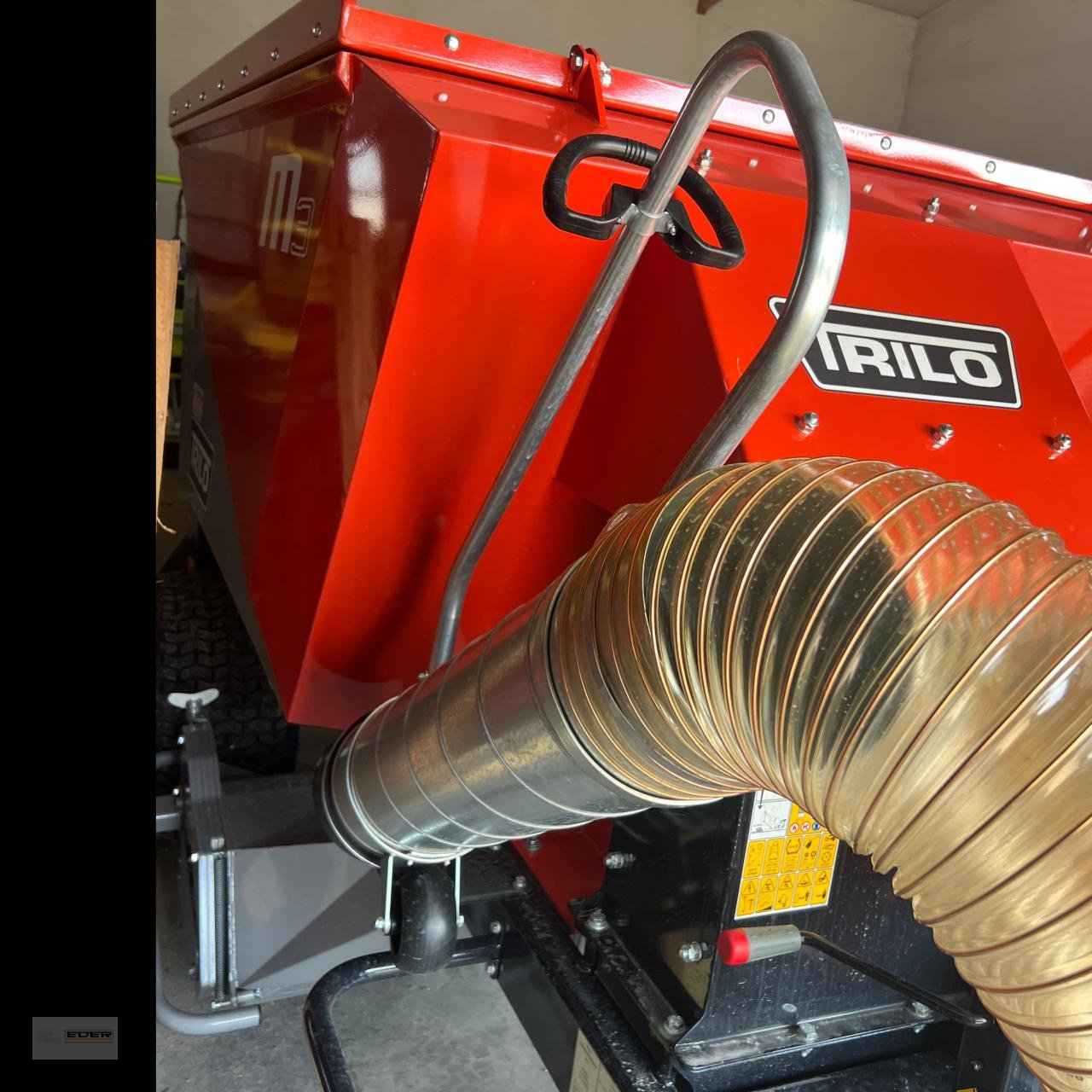 Laubsauggerät & Blasgerät du type Sonstige Trilo M3, Gebrauchtmaschine en Kirchheim b. München (Photo 5)