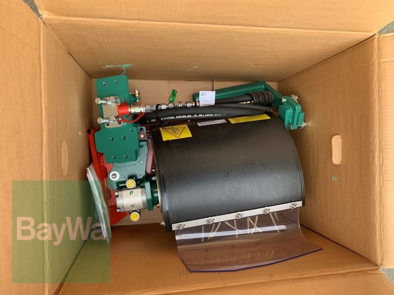 Laubschneider des Typs Clemens MULTICLEAN RECHTS, Gebrauchtmaschine in Brackenheim (Bild 1)