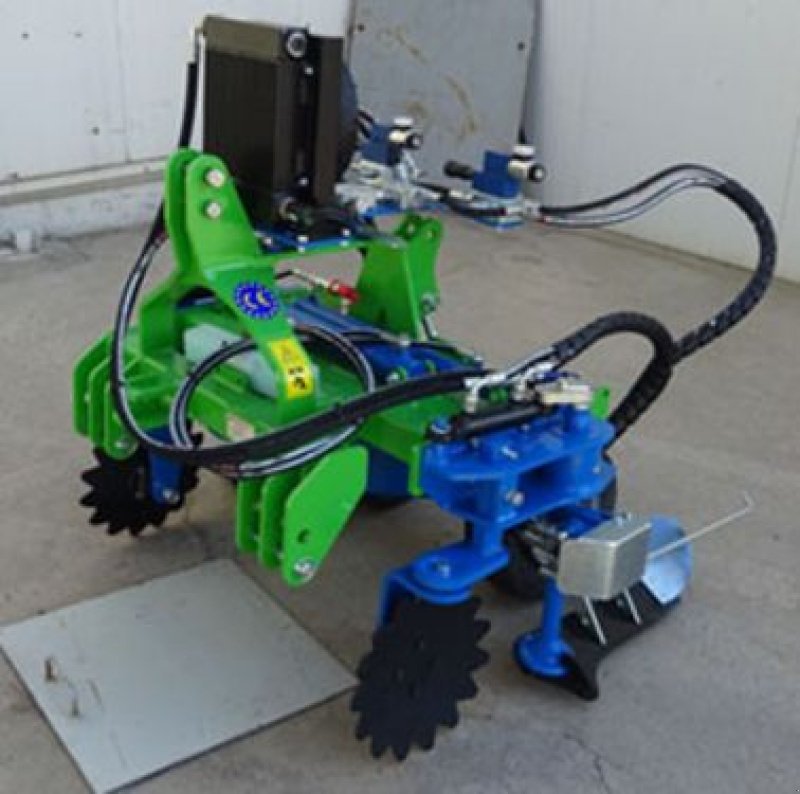 Laubschneider of the type Conpexim Geräteträger div Breiten, Neumaschine in Apetlon (Picture 6)