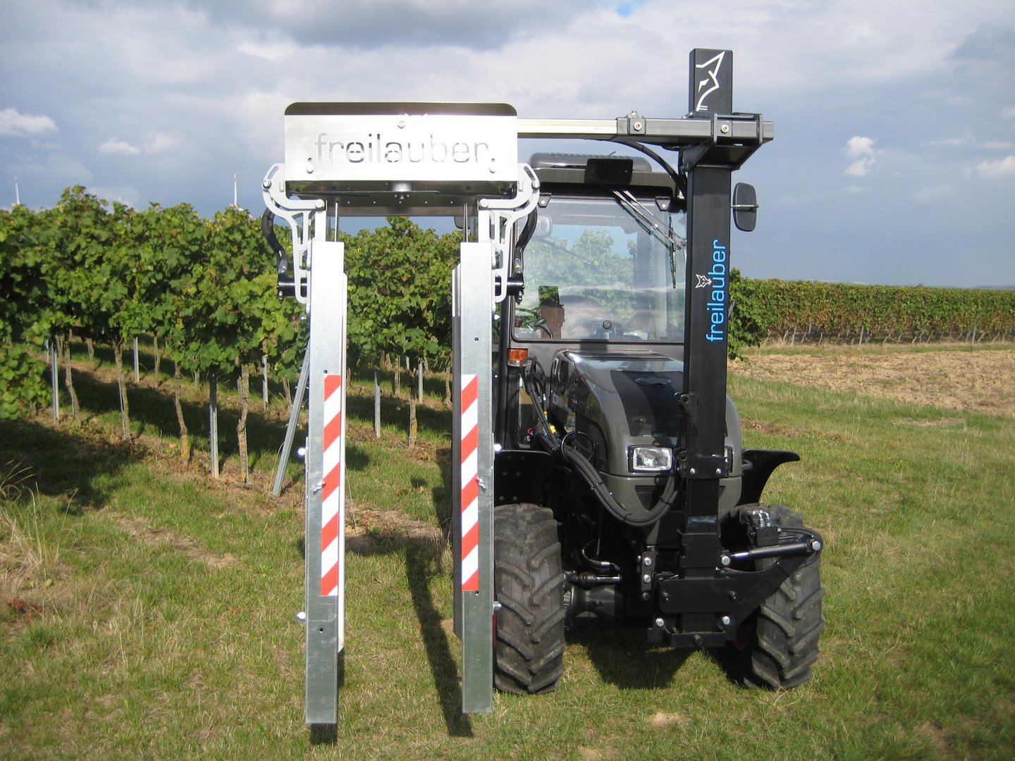 Laubschneider typu Freilauber Überzeilenlaubschneider E160, Neumaschine v Gerasdorf (Obrázek 2)