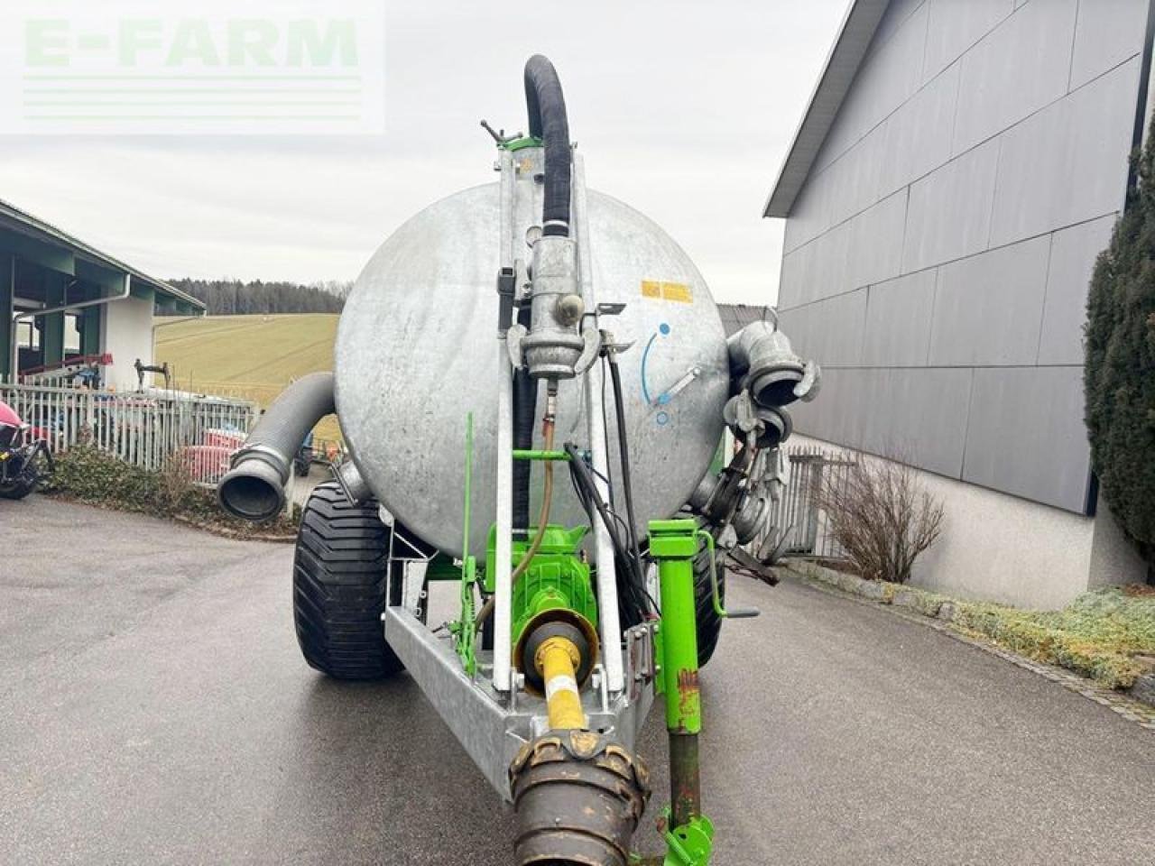 LKW des Typs Bauer v70 güllefass, Gebrauchtmaschine in SANKT MARIENKIRCHEN BEI SCHÄRDING (Bild 2)